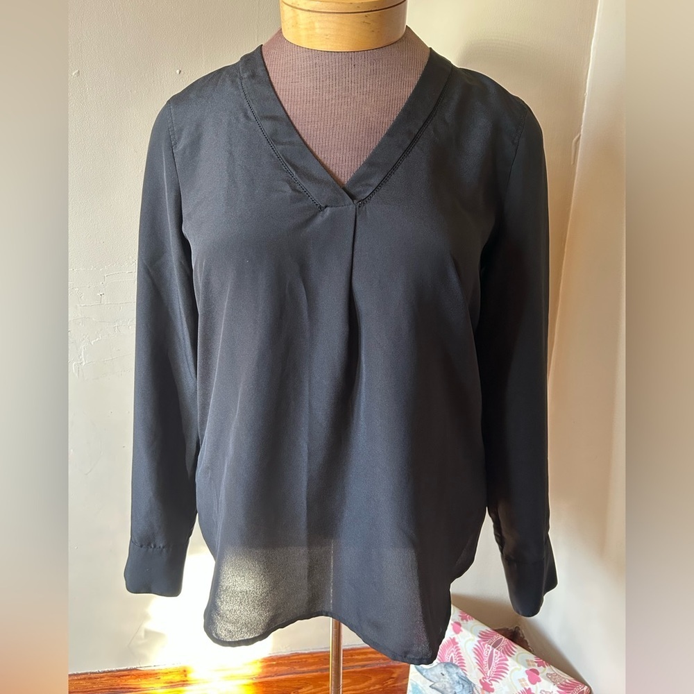 J.Crew Factory V-Neck Sheer‎ Regular Fit Blouse Tunic Black Size Small